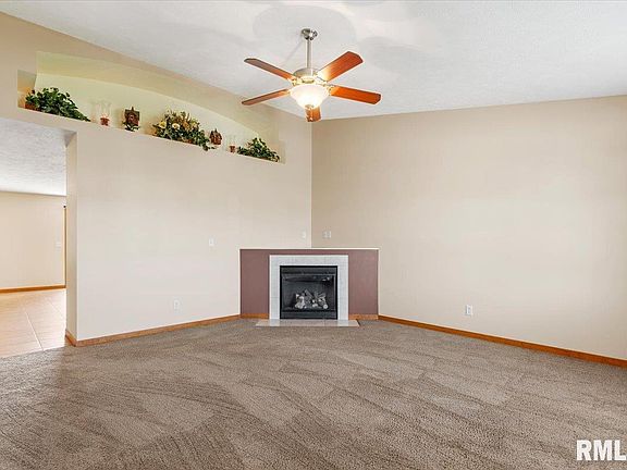 4th image of 2410 Asheville Dr