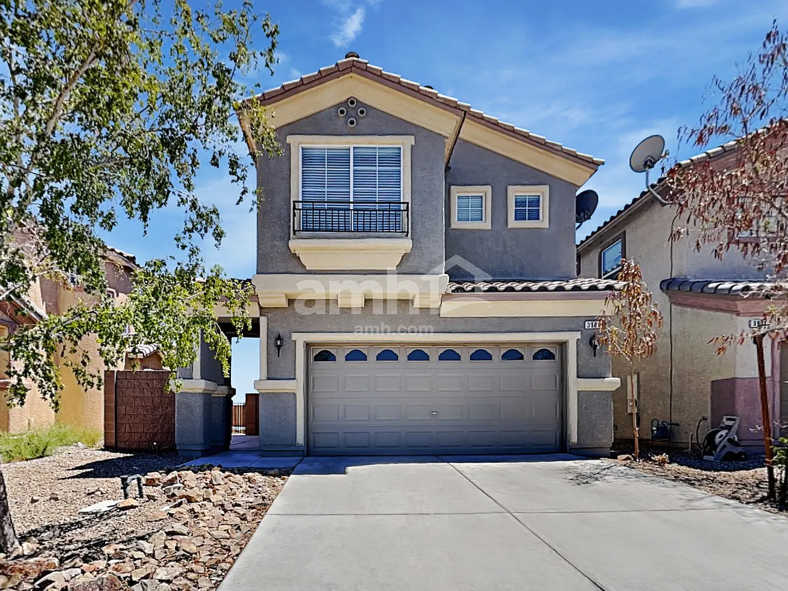 3 bed, 2.5 bath, 1775 sqft, $2,100 — Photo 1
