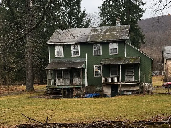 9 Draper St, Gilberton, PA 17934