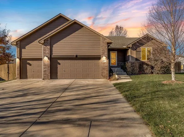 616 E Rolling View Ct, Park City, KS 67147