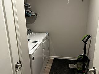 5th image of 7809 Chandler St