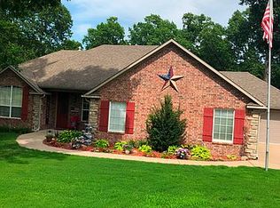 1405 Kayla St, Grove, OK 74344