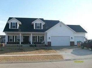 217 Barrington Ct, Marion, IA 52302