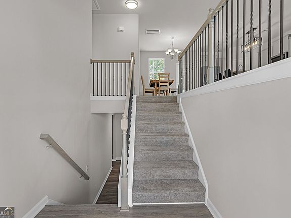 5th image of 4894 Clarkstone Dr