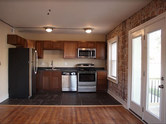 5th image of 1215 Brush Creek Blvd APT 102