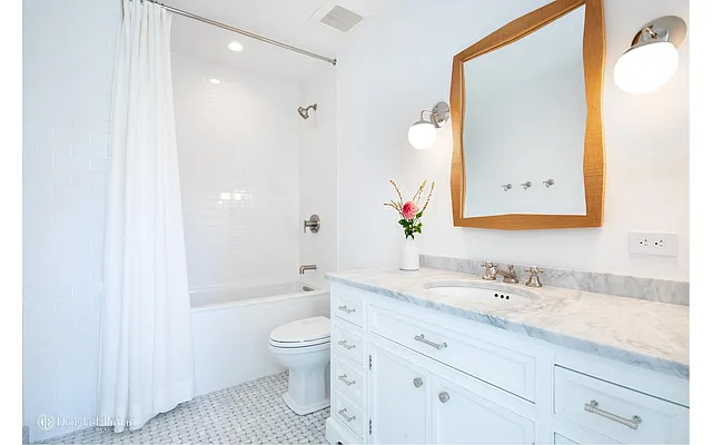 Sold by Douglas Elliman | media 18