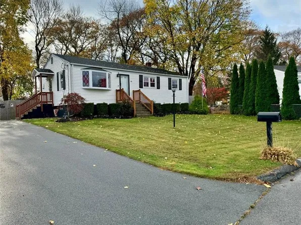 48 Limestone St, Warwick, RI 02889