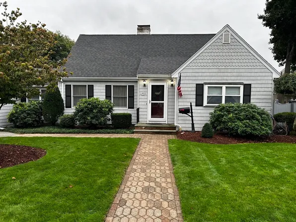 10 Linden Park Dr, Waltham, MA 02452