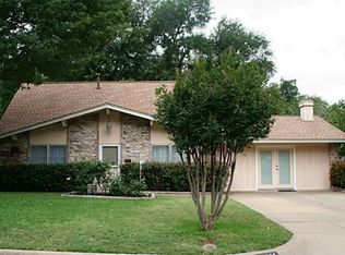1411 Donley Dr, Euless, TX 76039