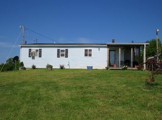 745 Steve Combs Rd, Wellington, KY 40387