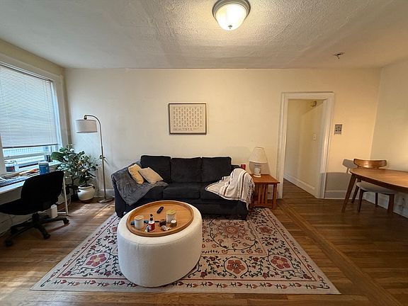 5th image of 249 Chestnut Hill Ave APT 54