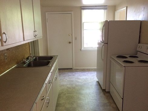 5th image of 118 Lambros Dr