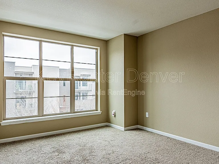 492 S Saulsbury St — Photo 45