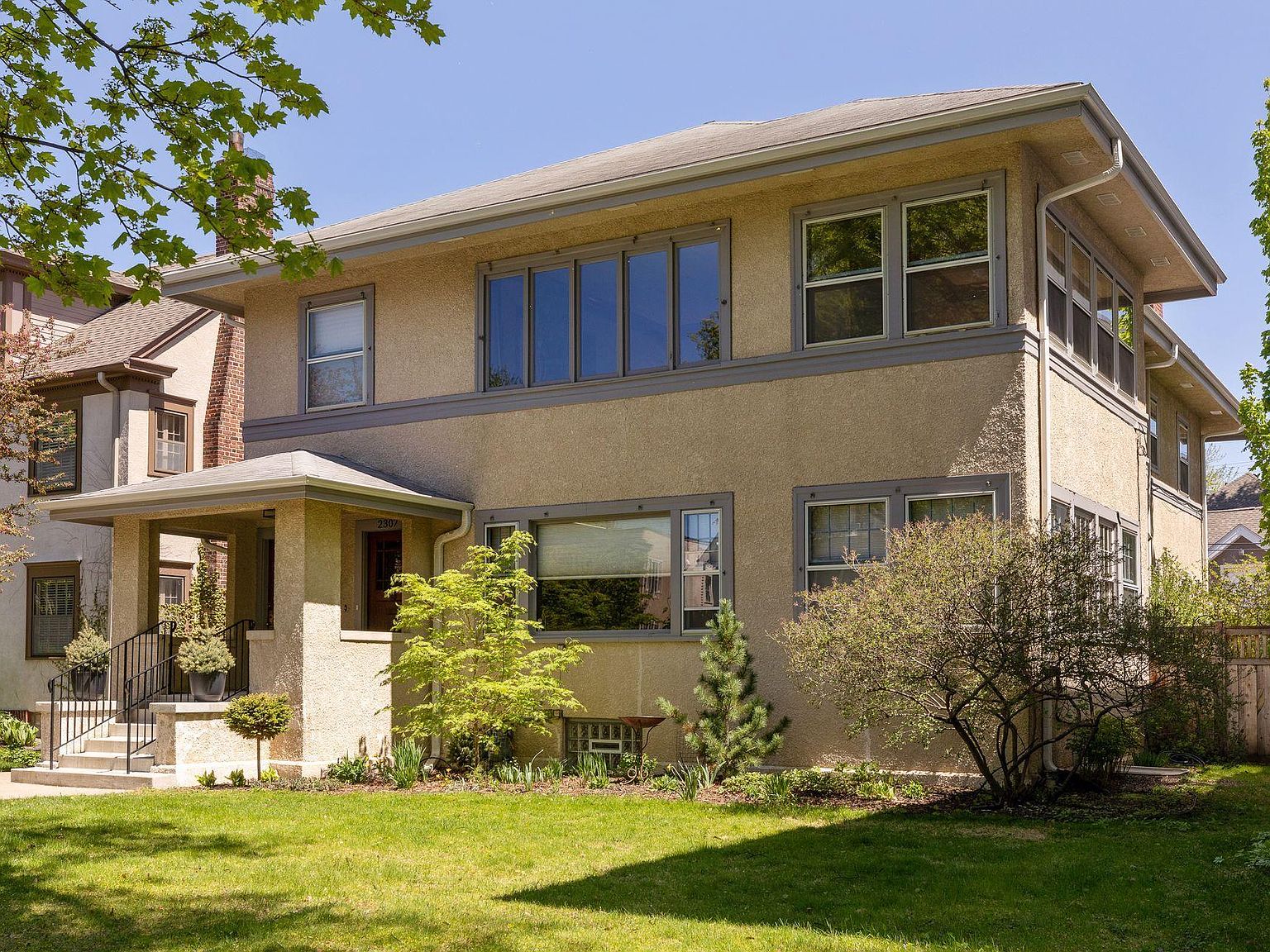 2305 Irving Ave S, Minneapolis, MN 55405 Zillow