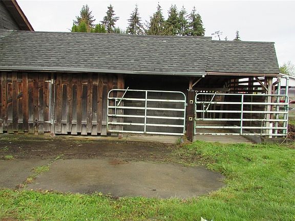5th image of 10917 25th Ave E