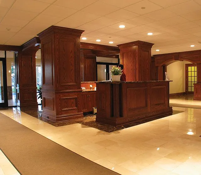 Country Club Towers I and II — Photo 9