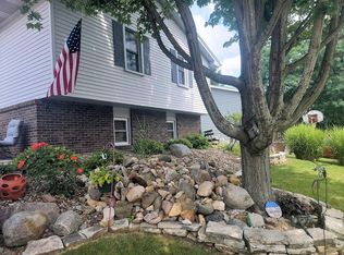 208 Saratoga Rd, Normal, IL 61761