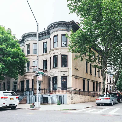 Rented by Nooklyn NYC LLC | media 31