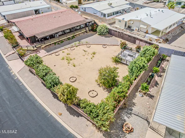 272 W Cumaro Dr, Green Valley, AZ 85614