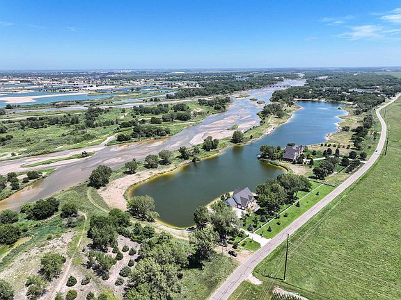 5th image of 506 W Rd Lot 2