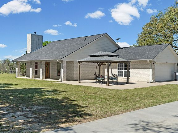 3rd image of 555 Rs County Rd