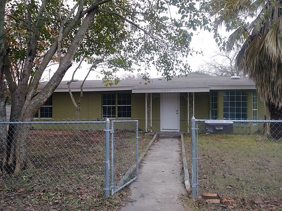 2nd image of 5919 Pyle St