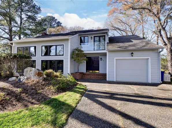 49 Dillwyn Dr, Newport News, VA 23602