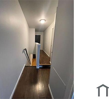 5th image of 2716 W Eyre St