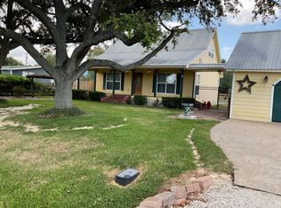 11025 Monument Rd, La Porte, TX 77571