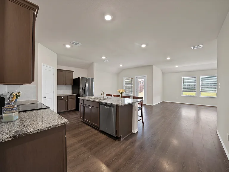 1311 Emi Kate Ln — Photo 15