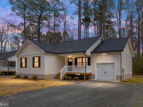 400 Nicholson Dr, Colonial Beach, VA 22443