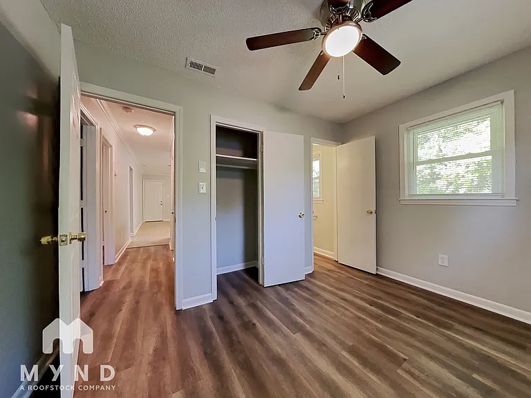 198 Harriet Ln — Photo 12
