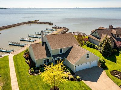 2199 S Bristol Dr, Lakeside Marblehead, OH, 43440