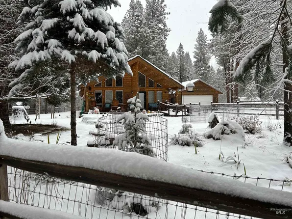 163 Lane D #D, Garden Valley, ID 83622