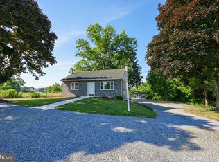 4290 Fairview Rd, Columbia, PA 17512