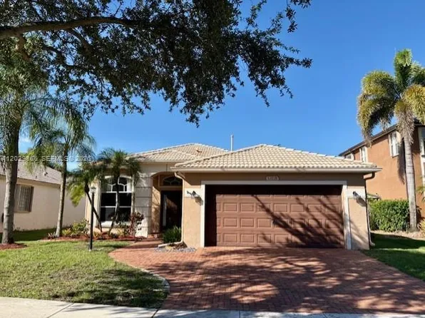 13231 NW 12th St, Pembroke Pines, FL 33028