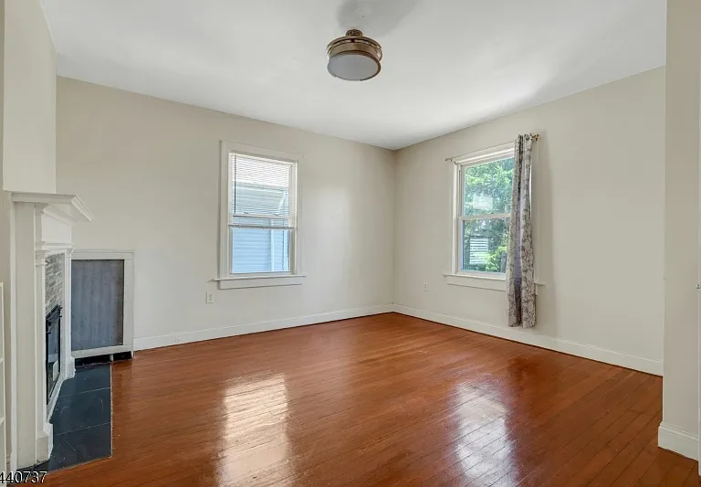 127 S Burnett St #R3-3 — Photo 14