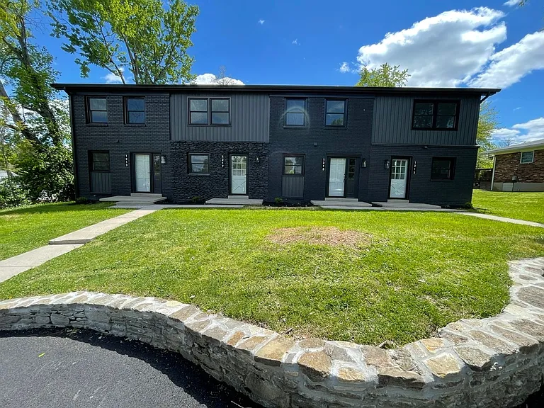 Modern Design Condo Near Shelbyville Country Club! — Photo 5