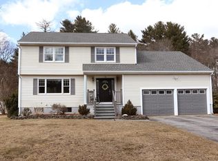 10 Eisenhaure Ln, North Reading, MA 01864