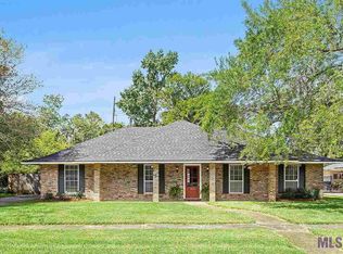 10326 Hackberry Ct, Baton Rouge, LA 70809