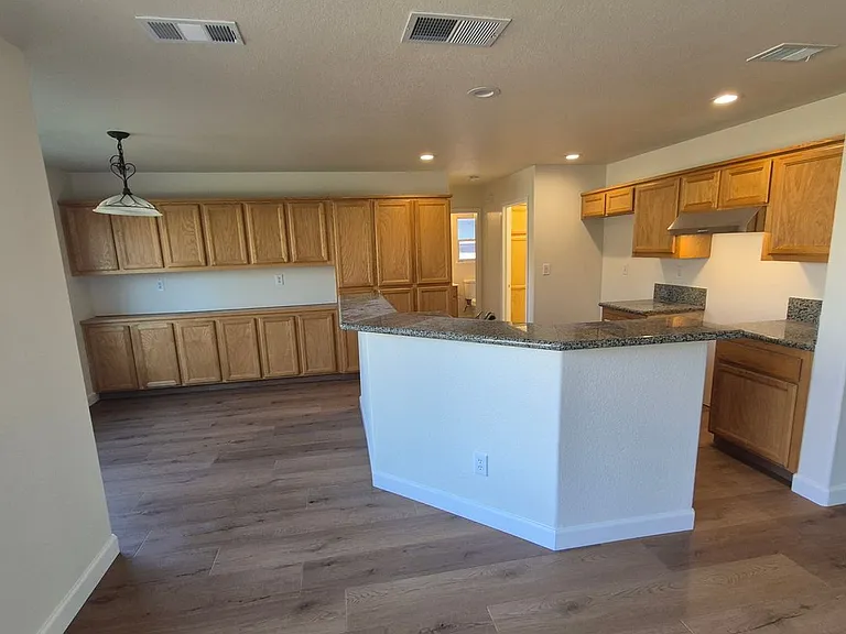 5317 Buckwood Way — Photo 7