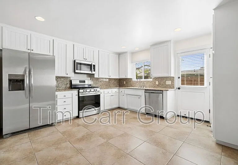 533 Saint Andrews Rd — Photo 6