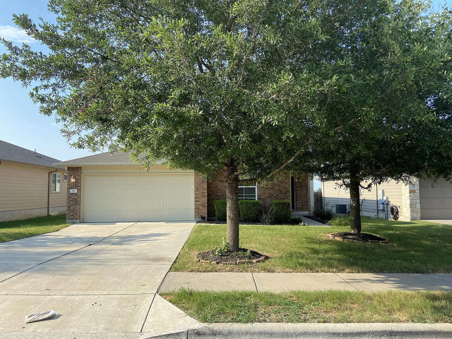 X - Lavaca Loop 107 -- Kat - 1 — Photo 2