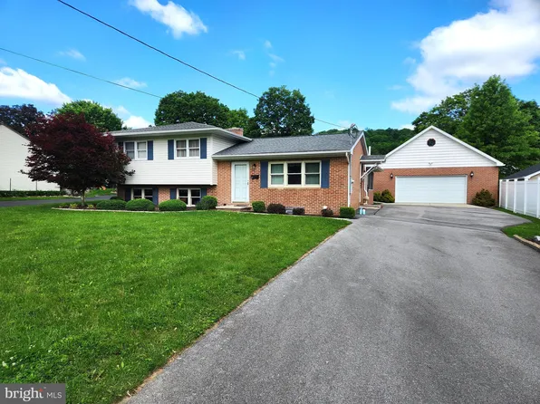 734 Preston St, Bedford, PA 15522
