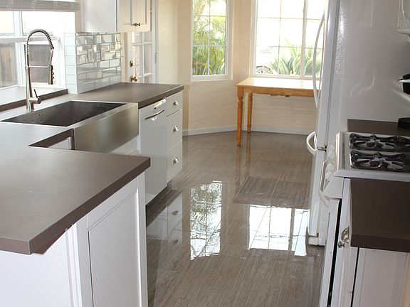 3rd image of 30284 Oise Dr