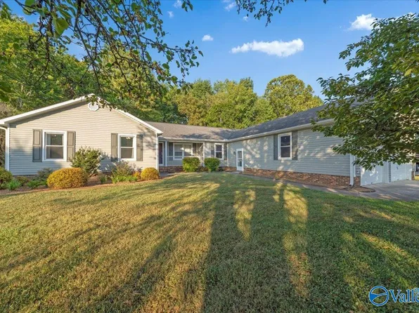 113 Shoalford Dr, Huntsville, AL 35806