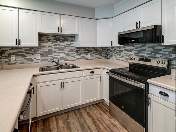 201 Kearney Way UNIT 201