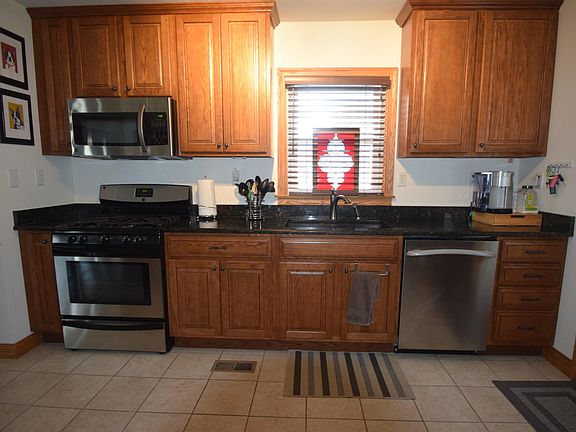 4th image of 4857 Westhill Dr