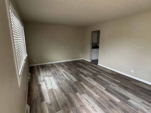 3rd image of 2130 E 6th St #2130