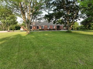 11817 Easley Dr, Lees Summit, MO 64086